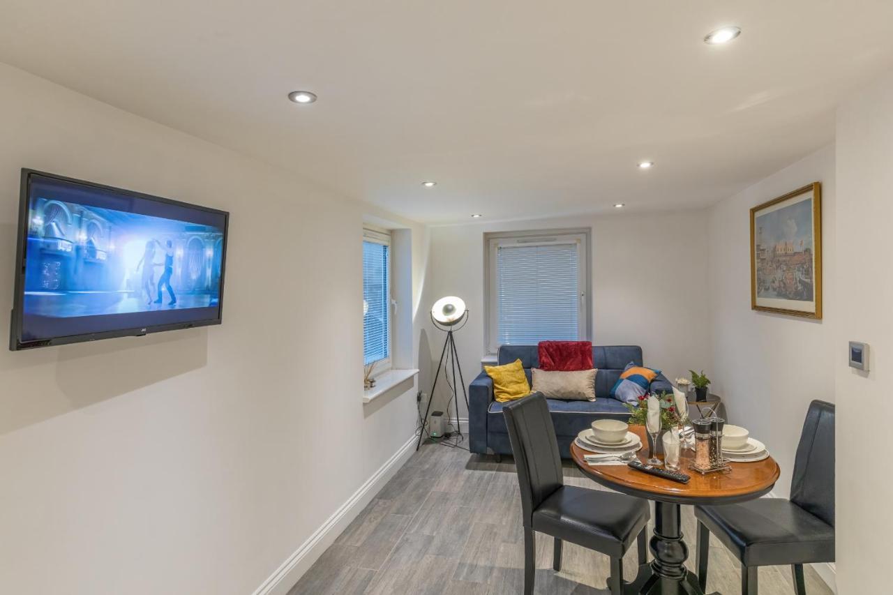 Luxury Hollywood Getaway In The Heart Of The City Brighton Dış mekan fotoğraf